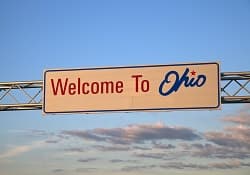 A Welcome to Ohio sign