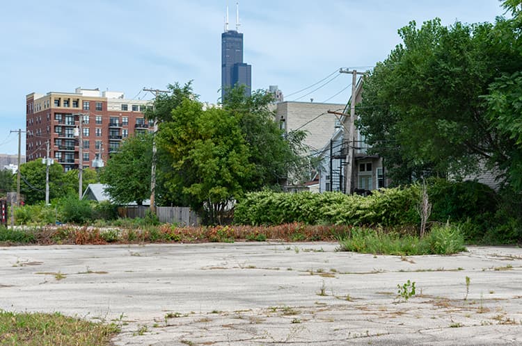 empty property space
