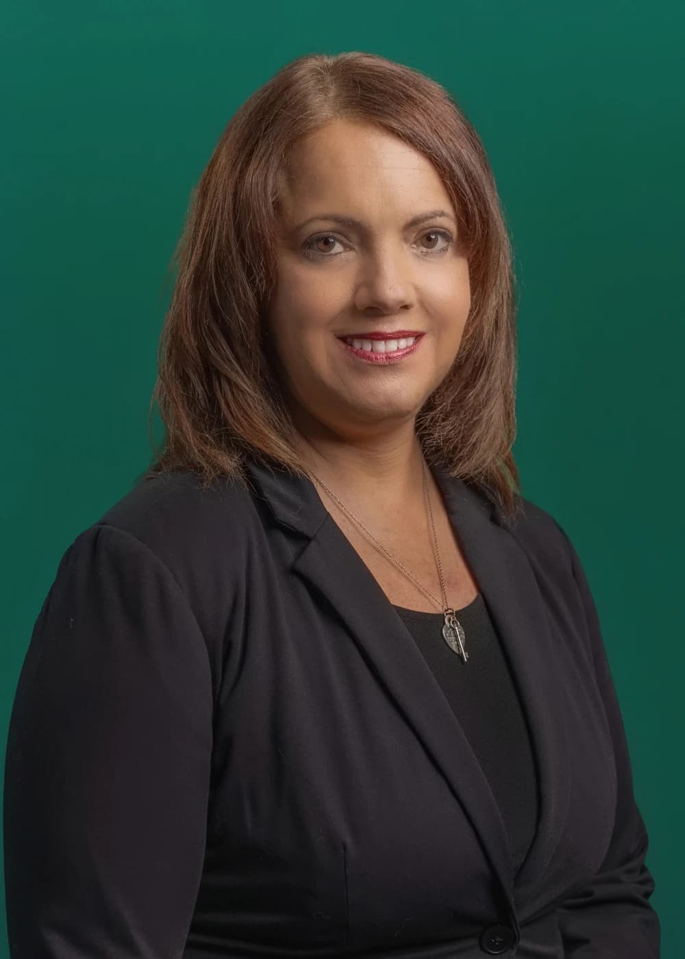 headshot photo of Amie Lenhart