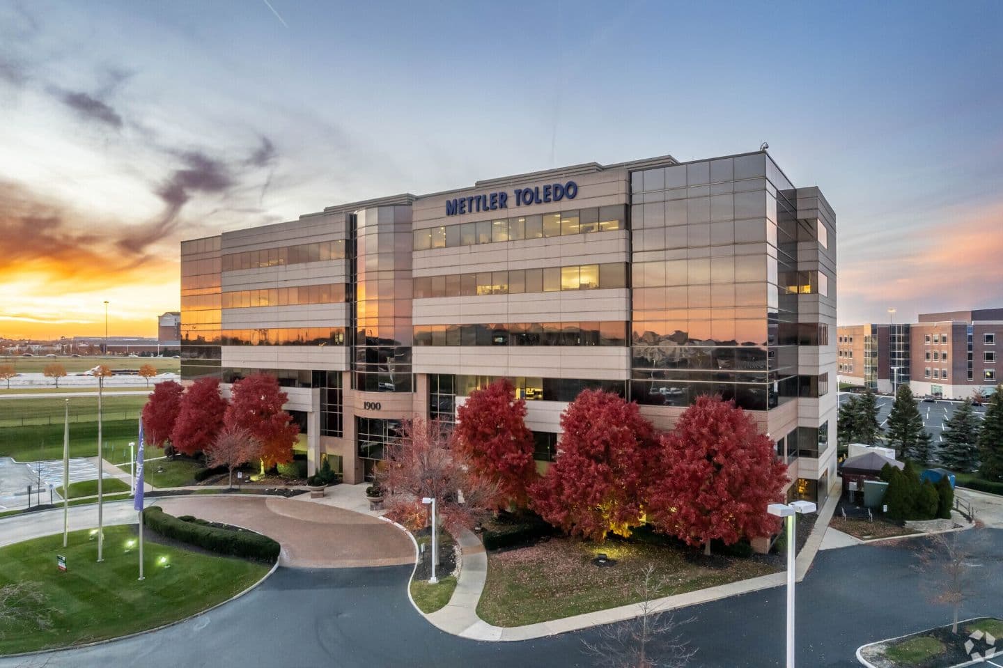 exterior image of the Mettler Toledo office building